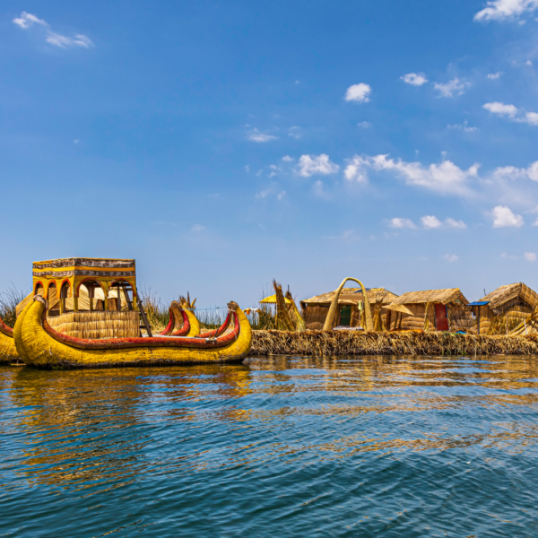 PUNO: UROS - AMANTANI - TAQUILE
